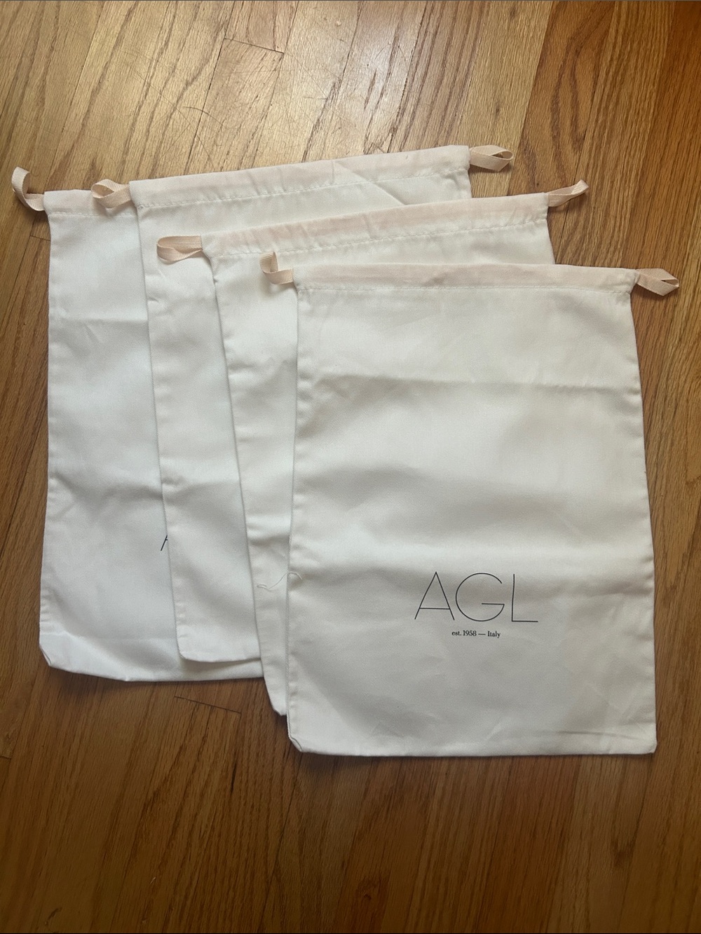 AGL Attilio Giusti Leombruni White drawstring dust bag pouch 15”x10-1/2” lot (4)
